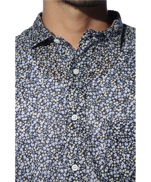 NANO universe（ナノユニバース）の「花柄プリントハーフウイング   L/S（シャツ/ブラウス・メンズ・ネイビー・46/48）」の4枚目の写真