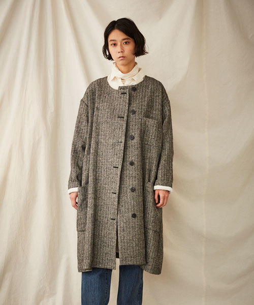 IKKUNA(イクナ)の「potter's coat(その他アウター・レディース・ベージュ系その他/ブラウン系その他/ブラック系その他・1)」の4枚目の写真