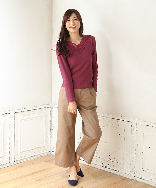 Honeys（ハニーズ）の「レースＶネックＴシャツ（Tシャツ/カットソー・レディース・オフホワイト/ブラック/パープル/ライトグレー・L/M）」の11枚目の写真