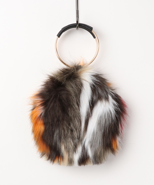 KOBE LETTUCE（コウベレタス）の「この秋冬コーデの主役級アイテムに☆！ふわふわエコファーラウンドリングバッグ/レディース鞄[B1092]（ハンドバッグ・レディース・オフホワイト/ブラック/ブルー系その他/ブラウン系その他/ブラック系その他・FREE）」の13枚目の写真