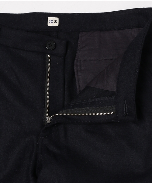 SHIPS BLUESTORE（シップスブルーストア）の「SHIPS BLUESTORE: セットアップ対応 ウールタックパンツ（その他パンツ・メンズ・ブラック/グレー/ネイビー・SMALL/MEDIUM/LARGE/X-LARGE）」の10枚目の写真
