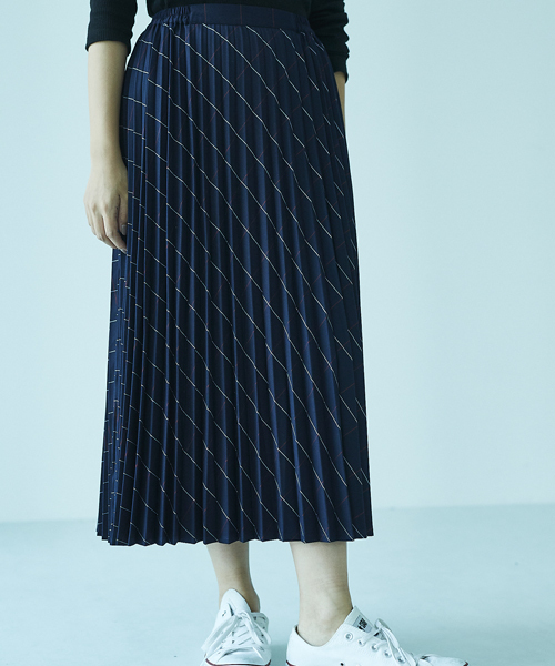 AMERICAN HOLIC(アメリカンホリック)の「チェックプリーツロングスカート(スカート・レディース・ブラック/グレー/グリーン系その他/ネイビー/グリーン/ダークネイビー/レッド/イエロー/チャコールグレー/ライトグレー/ダークグレー・FREE)」の9枚目の写真