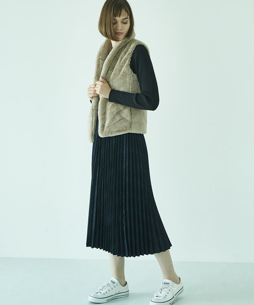 AMERICAN HOLIC(アメリカンホリック)の「チェックプリーツロングスカート(スカート・レディース・ブラック/グレー/グリーン系その他/ネイビー/グリーン/ダークネイビー/レッド/イエロー/チャコールグレー/ライトグレー/ダークグレー・FREE)」の19枚目の写真