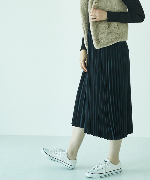 AMERICAN HOLIC(アメリカンホリック)の「チェックプリーツロングスカート(スカート・レディース・ブラック/グレー/グリーン系その他/ネイビー/グリーン/ダークネイビー/レッド/イエロー/チャコールグレー/ライトグレー/ダークグレー・FREE)」の18枚目の写真