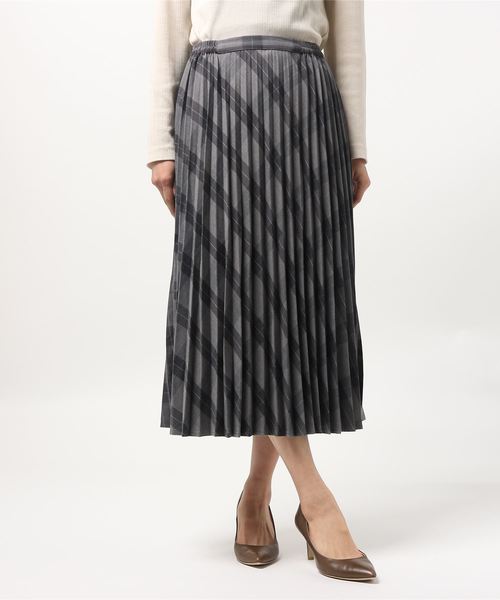 AMERICAN HOLIC(アメリカンホリック)の「チェックプリーツロングスカート(スカート・レディース・ブラック/グレー/グリーン系その他/ネイビー/グリーン/ダークネイビー/レッド/イエロー/チャコールグレー/ライトグレー/ダークグレー・FREE)」の3枚目の写真