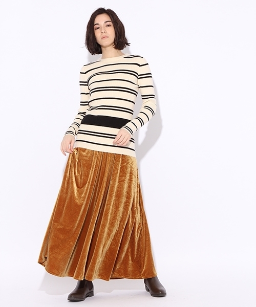 niko and...（ニコアンド）の「ベロアロングスカート（スカート・レディース・ネイビー/マスタード/スモーク・3/4）」の16枚目の写真