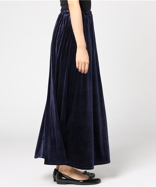 niko and...（ニコアンド）の「ベロアロングスカート（スカート・レディース・ネイビー/マスタード/スモーク・3/4）」の9枚目の写真