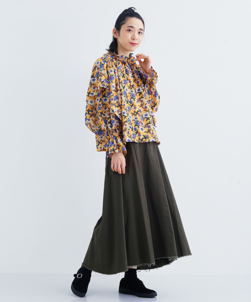 MERLOT（メルロー）の「フラワー柄フリルネックブラウス3007（シャツ/ブラウス・レディース・ブラック/ネイビー/イエロー・FREE）」の9枚目の写真