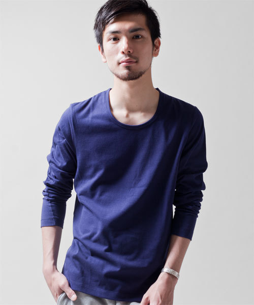 NANO universe(ナノユニバース)の「wjk/ Plain U-Neck Tee L/S(Tシャツ/カットソー・メンズ・ホワイト/ブラック/カーキ/ネイビー/ライトピンク/グレー・SMALL/MEDIUM/LARGE)」の7枚目の写真