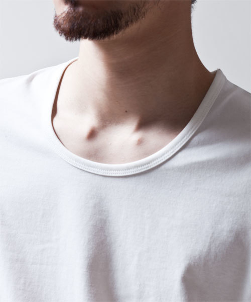 NANO universe(ナノユニバース)の「wjk/ Plain U-Neck Tee L/S(Tシャツ/カットソー・メンズ・ホワイト/ブラック/カーキ/ネイビー/ライトピンク/グレー・SMALL/MEDIUM/LARGE)」の15枚目の写真