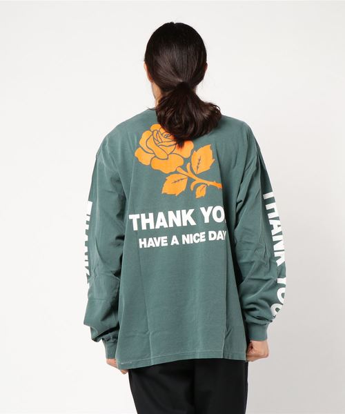 ADAM ET ROPE'（アダムエロペ）の「【CHINATOWN MARKET】THANK YOU L/S SHIRT（Tシャツ/カットソー・メンズ・ホワイト/ネイビー・X-LARGE/M）」の4枚目の写真