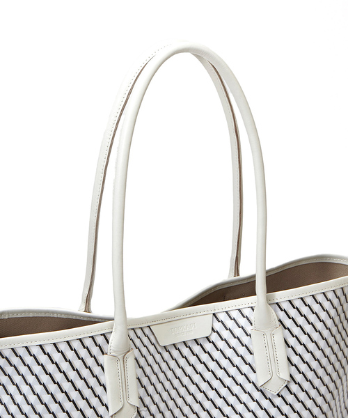 TOPKAPI（トプカピ）の「PVC・A4トートバッグFRESCO[フレスコ]（トートバッグ・レディース・ライトグレー/ブルー/グレイッシュベージュ/レモンイエロー・FREE）」の17枚目の写真