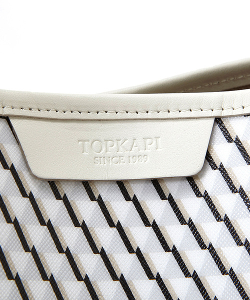 TOPKAPI（トプカピ）の「PVC・A4トートバッグFRESCO[フレスコ]（トートバッグ・レディース・ライトグレー/ブルー/グレイッシュベージュ/レモンイエロー・FREE）」の19枚目の写真