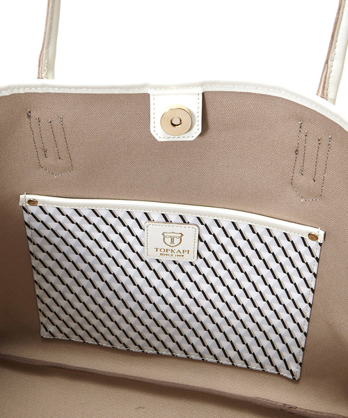 TOPKAPI（トプカピ）の「PVC・A4トートバッグFRESCO[フレスコ]（トートバッグ・レディース・ライトグレー/ブルー/グレイッシュベージュ/レモンイエロー・FREE）」の21枚目の写真