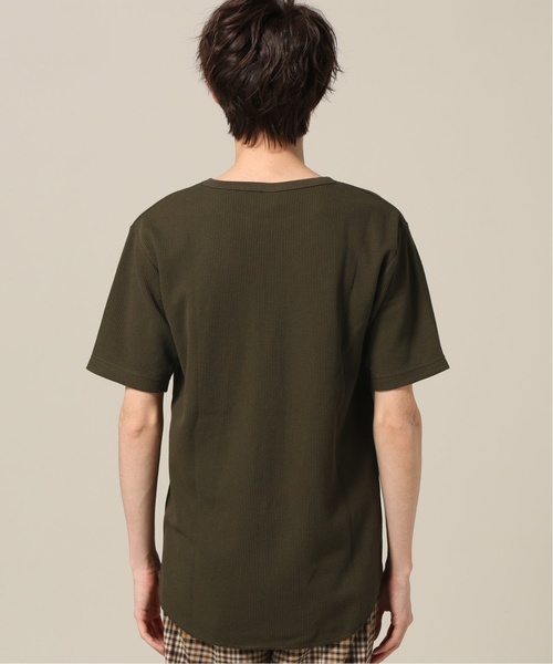 417 EDIFICE(フォーワンセブンエディフィス)の「コウキンワッフルスソラウンド ショートスリーブTEE(Tシャツ/カットソー・メンズ・カーキ/ホワイト/チャコールグレー/ブラック/ベージュ・LARGE/MEDIUM/SMALL)」の14枚目の写真