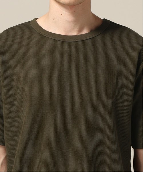 417 EDIFICE(フォーワンセブンエディフィス)の「コウキンワッフルスソラウンド ショートスリーブTEE(Tシャツ/カットソー・メンズ・カーキ/ホワイト/チャコールグレー/ブラック/ベージュ・LARGE/MEDIUM/SMALL)」の15枚目の写真