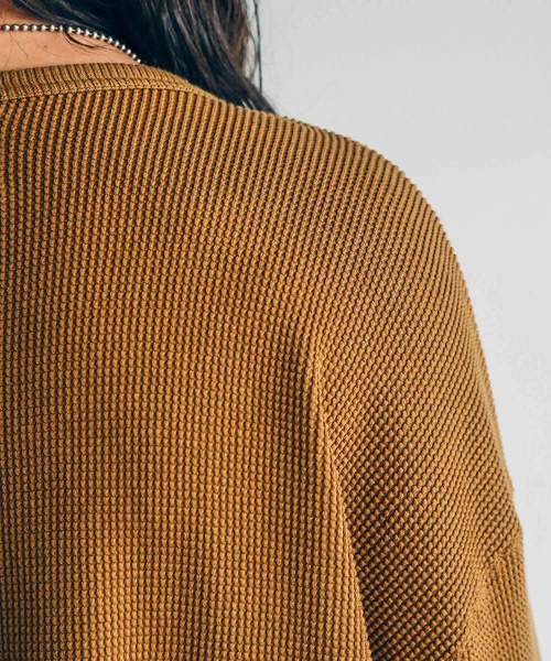 THE TWENTYSEVEN（ザ トゥエンティーセブン）の「The TWENTYSEVEN:CTN/NY MILITARY WAFFLE L/S コットンナイロンミリタリーワッフルロングスリーブ（Tシャツ/カットソー・メンズ・ホワイト/ブラック/キャメル・44/46/48）」の13枚目の写真