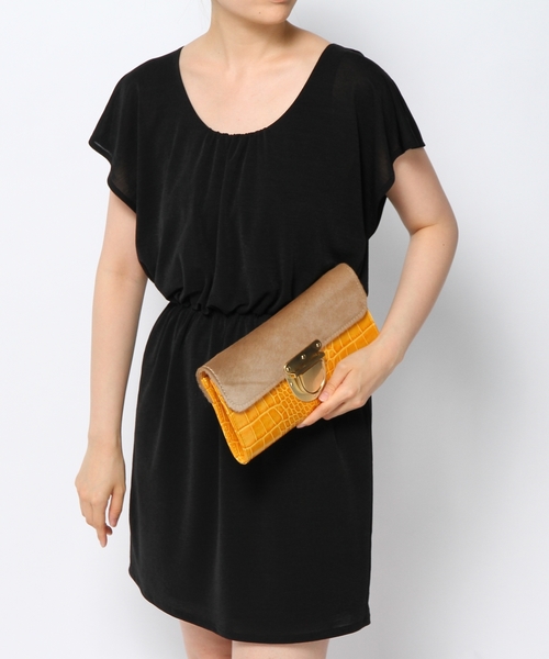 VIA BUS STOP（ヴィアバスストップ）の「VIA REPUBBLICA クラッチバッグ（クラッチバッグ・レディース・イエロー系・フリー）」の3枚目の写真