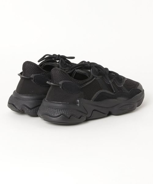 adidas Originals（アディダスオリジナルス）の「adidas Originals/アディダス オリジナルス OZWEEGO/オズウィーゴ（スニーカー・メンズ・ブラック・25.5cm/26cm/26.5cm/27cm/27.5cm/28cm）」の2枚目の写真