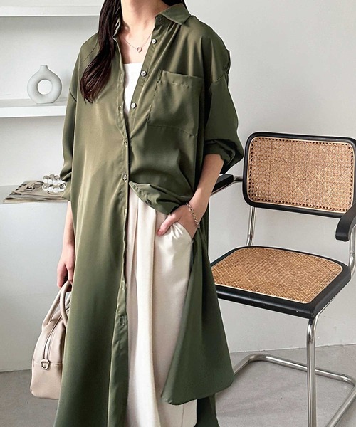 GeeRA（ジーラ）の「【羽織りに/オフィスカジュアル/冷房対策】リネンライク裾スリットロングシャツ（シャツ/ブラウス・レディース・ネイビー/オフホワイト/カーキ/モカ/ストライプ/サンドグレー/アイボリー/ダークカーキ/ベージュ/ブラック/ライトベージュ/ホワイト/ライトカーキ/ブルー系その他・SMALL/MEDIUM/LARGE/X-LARGE/XX-LARGE）」の11枚目の写真