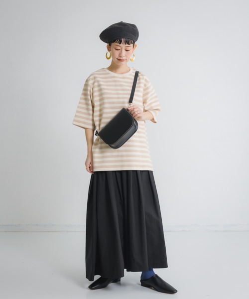 Libra Cue(リブラ キュー)の「Libra ベーシックボーダーカットソー(Tシャツ/カットソー・レディース・ブラック/ベージュ/ブルー・FREE)」の8枚目の写真
