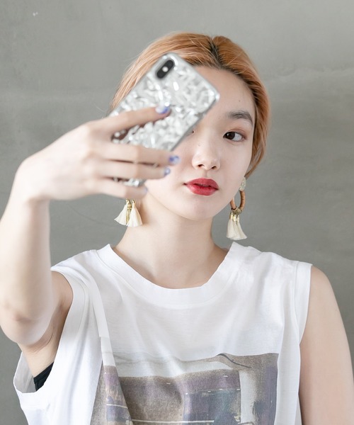 BOEMY（ボエミー）の「ヴィンテージ調 丸ビーズレザーミニタッセルピアス（ピアス（両耳用）・レディース・ブロンズ・FREE）」の6枚目の写真