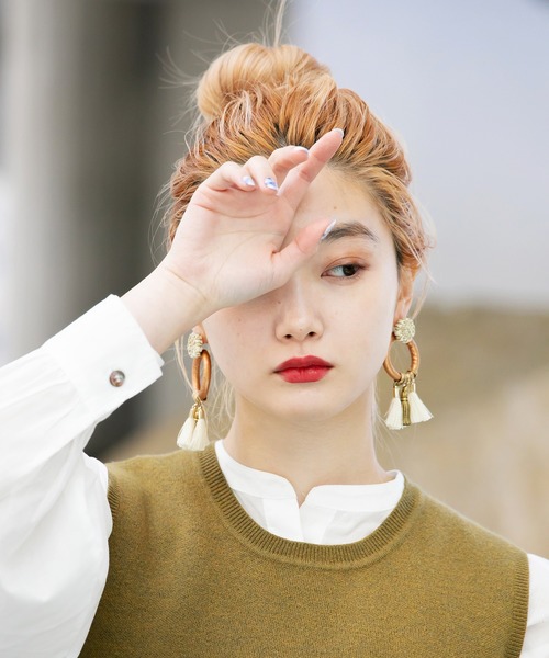 BOEMY（ボエミー）の「ヴィンテージ調 丸ビーズレザーミニタッセルピアス（ピアス（両耳用）・レディース・ブロンズ・FREE）」の17枚目の写真