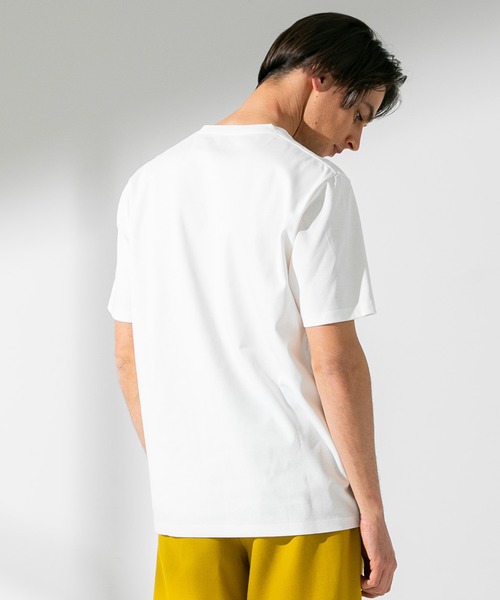 UNITED TOKYO（ユナイテッドトウキョウ）の「テクノラマスムースカットソー（Tシャツ/カットソー・メンズ・ブラック/ベージュ/オフホワイト/グリーン/ライトグリーン/ネイビー・1/2/4/3）」の18枚目の写真