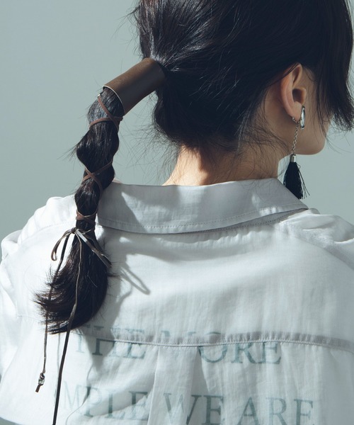 WEGO（ウィゴー）の「WEGO/レザーヘアリボン（ヘアゴム・レディース・ブラック/ベージュ/ブラウン/グリーン・FREE）」の3枚目の写真