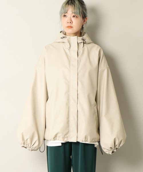 notch.（ノッチ）の「フェイクレザーボリューム袖マウンテンパーカー（ブルゾン・レディース・ベージュ/オフホワイト/ブラック/グリーン・M）」の18枚目の写真