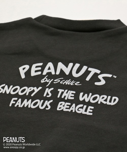 PEANUTS(ピーナッツ)の「SNOOPY/スヌーピー 裏毛フロッキープリントトレーナー(スウェット・キッズ・チャコールグレー/ベージュ/オフホワイト/カーキ/ロイヤルブルー/スモークピンク・90cm/110cm/100cm/120cm/130cm/140cm/150cm/160cm)」の12枚目の写真