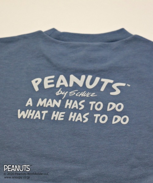 PEANUTS(ピーナッツ)の「SNOOPY/スヌーピー 裏毛フロッキープリントトレーナー(スウェット・キッズ・チャコールグレー/ベージュ/オフホワイト/カーキ/ロイヤルブルー/スモークピンク・90cm/110cm/100cm/120cm/130cm/140cm/150cm/160cm)」の21枚目の写真