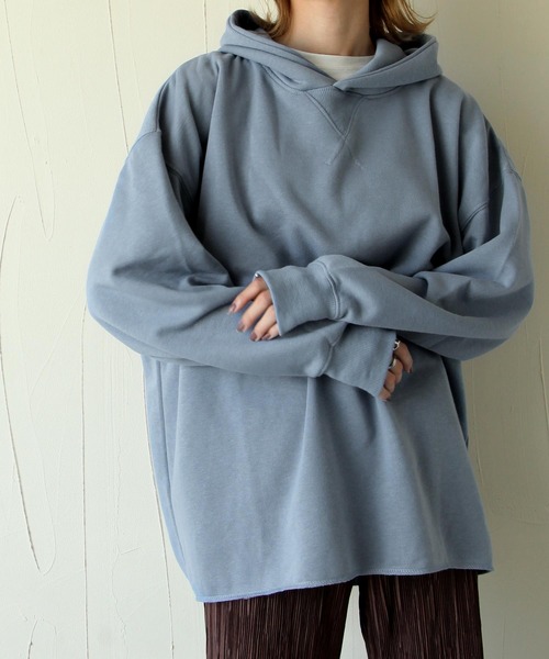 Chillfar（チルファー）の「裏起毛バックスリットプルオーバーパーカー（パーカー・レディース・ベージュ/ブラック/ホワイト/ブラウン/グリーン/ブルー・MEDIUM/LARGE）」の15枚目の写真