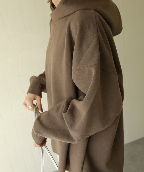 Chillfar（チルファー）の「裏起毛バックスリットプルオーバーパーカー（パーカー・レディース・ベージュ/ブラック/ホワイト/ブラウン/グリーン/ブルー・MEDIUM/LARGE）」の22枚目の写真