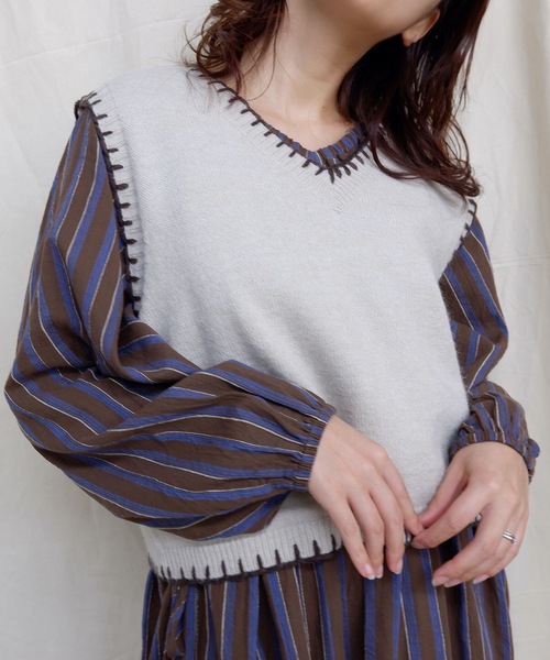 sakishimatokyo（サキシマトーキョー）の「【ZOZO限定】サキシマamp「ハンドステッチニットベスト」（ベスト・レディース・ベージュ/ブラウン/イエロー/ブルー・FREE）」の9枚目の写真