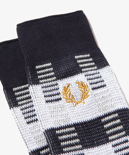 FRED PERRY（フレッドペリー）の「Texture Middle Socks（ソックス/靴下・メンズ・ホワイト/ベージュ・ONE SIZE）」の3枚目の写真