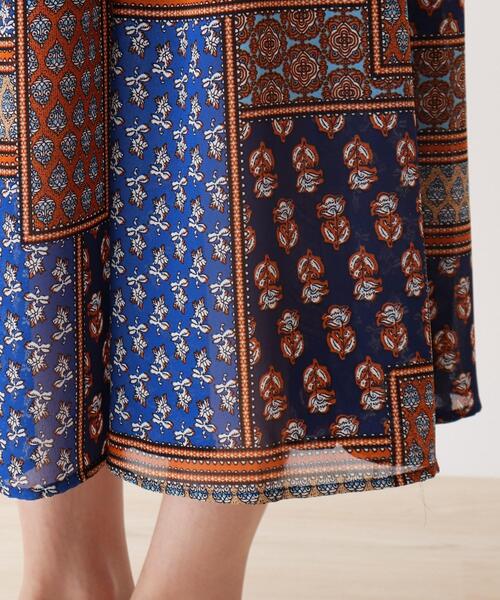 SHOO・LA・RUE（シューラルー）の「◆裾フレアー8枚はぎパッチワーク風プリントスカート（スカート・レディース・ブラック系3/ライトオレンジ系1/ブルー系3・00）」の9枚目の写真