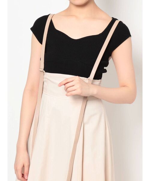 MERCURYDUO(マーキュリーデュオ)の「ビスチェ風コンパクトランダムリブニット(ニット/セーター・レディース・ブラック/オフホワイト/イエロー/グリーン・FREE)」の3枚目の写真