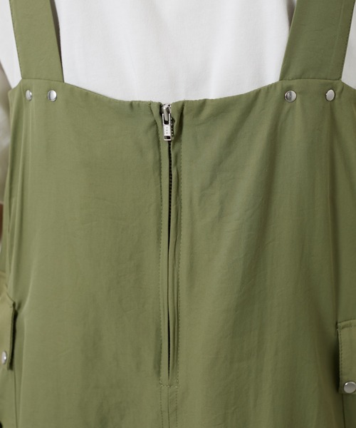 AZUL ENCANTO（アズールエンカント）の「ワークポケットジャンパースカート（ジャンパースカート・レディース・ブラック/カーキ・FREE）」の20枚目の写真