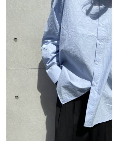 Chikashitsu +(チカシツプラス)の「【Chikashitsu +】oversized box shirt(シャツ/ブラウス・メンズ・ホワイト/ライトブルー・ONE SIZE)」の6枚目の写真