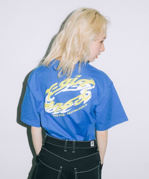 X-girl（エックスガール）の「SPIN LOGO S/S TEE（Tシャツ/カットソー・レディース・ブラック/ブルー/ホワイト/レッド・M/S/XL/L）」の4枚目の写真
