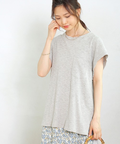 Crisp(クリスプ)の「フレンチスラブチュニックTシャツ(Tシャツ/カットソー・レディース・グレー/カーキ/アイボリー・FREE)」の1枚目の写真