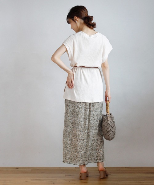 Crisp(クリスプ)の「フレンチスラブチュニックTシャツ(Tシャツ/カットソー・レディース・グレー/カーキ/アイボリー・FREE)」の6枚目の写真