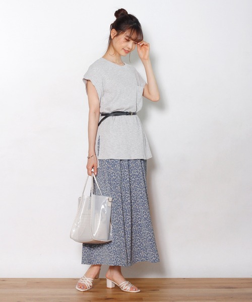 Crisp(クリスプ)の「フレンチスラブチュニックTシャツ(Tシャツ/カットソー・レディース・グレー/カーキ/アイボリー・FREE)」の11枚目の写真