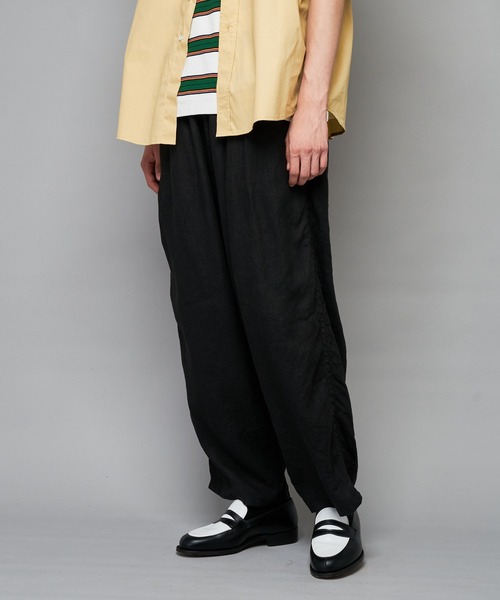 SAKULA（サクラ）の「【SAKULA/サクラ】LINEN BALL PANTS/リネンイージーワイドボールパンツ（その他パンツ・メンズ・チャコールグレー/グレー/ブラック・2/1）」の2枚目の写真
