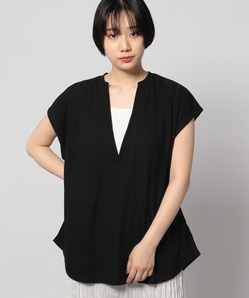 PAGEBOY(ページボーイ)の「スリットVネックフレンチスリーブ(Tシャツ/カットソー・レディース・ブラック/オフホワイト/ブラウン系その他・FREE)」の6枚目の写真