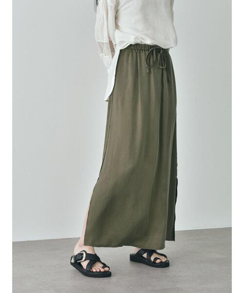 GARAGE OF GOOD CLOTHING（ガレージオブグッドクロージング）の「キュプラマキシスカート＊（スカート・レディース・カーキ/ブラック/グレイッシュベージュ・FREE）」の6枚目の写真