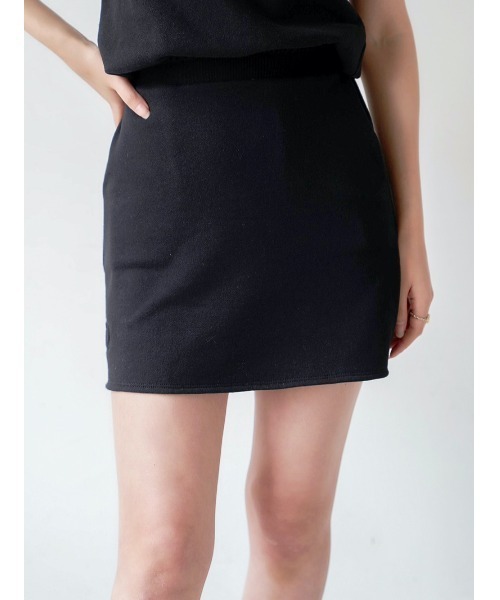 Darich（ダーリッチ）の「エンボスポイントスウェットスカート（スカート・レディース・ピンク/グレー/ブラック/アイボリー・FREE）」の3枚目の写真