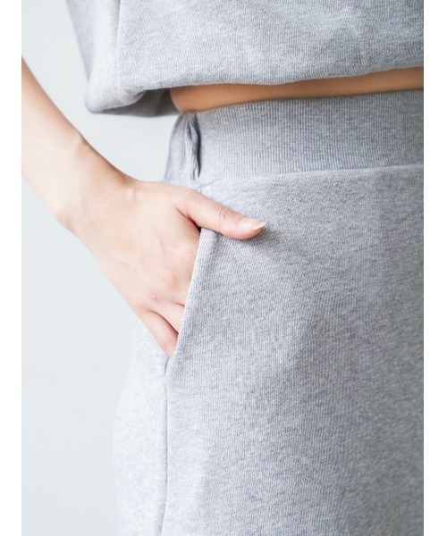 Darich（ダーリッチ）の「エンボスポイントスウェットスカート（スカート・レディース・ピンク/グレー/ブラック/アイボリー・FREE）」の22枚目の写真