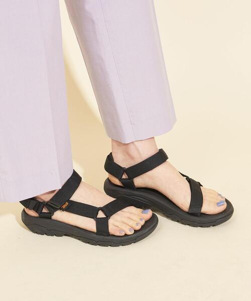 Teva(テバ)の「<TEVA>HURRICANE XLT 2 サンダル(サンダル・レディース・ブラック/ベージュ・6/8/5/7)」の4枚目の写真